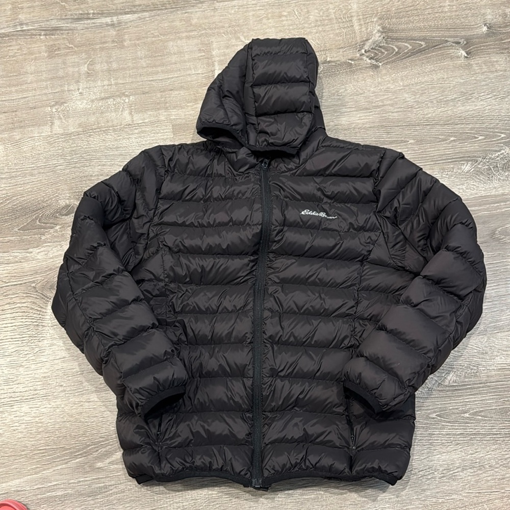Boys Eddie Bauer puffer Coat M